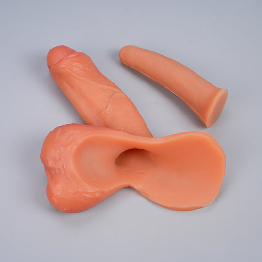 Ackobom LE01S  realistic silicone FTM packer side view1